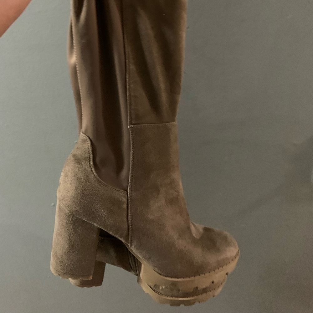 Suede Knee High Heeled Boots